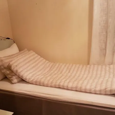 Leite Gard Near Atlantic Road In Hustadvika Lyngstad