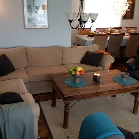 Leite Gard Near Atlantic Road In Hustadvika Lyngstad