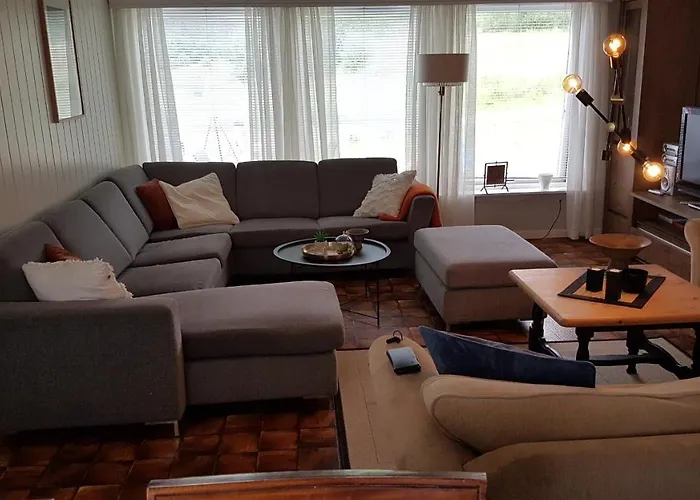 Leite Gård Near Atlantic Road In Hustadvika Ferienhaus Lyngstad